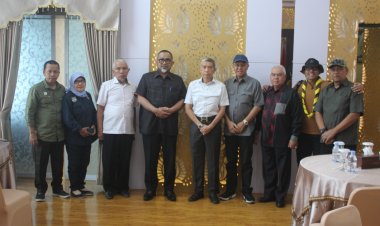 Ka. Kwarda Jambi Sambut Kedatangan Sekjen Kwarnas